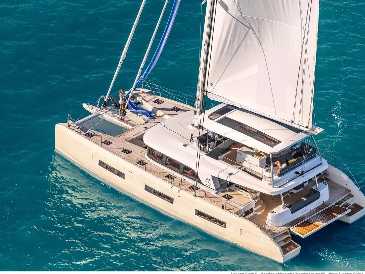 SAILUXE - Aura - Catamaran in Castellammare del Golfo