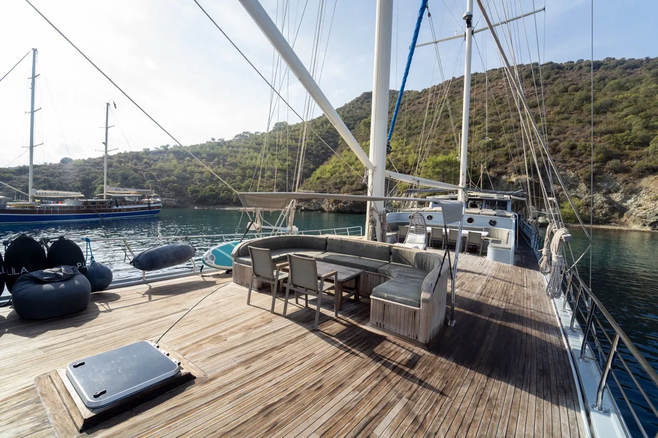 Prenses Lila - Gulet içinde Cumhuriyet