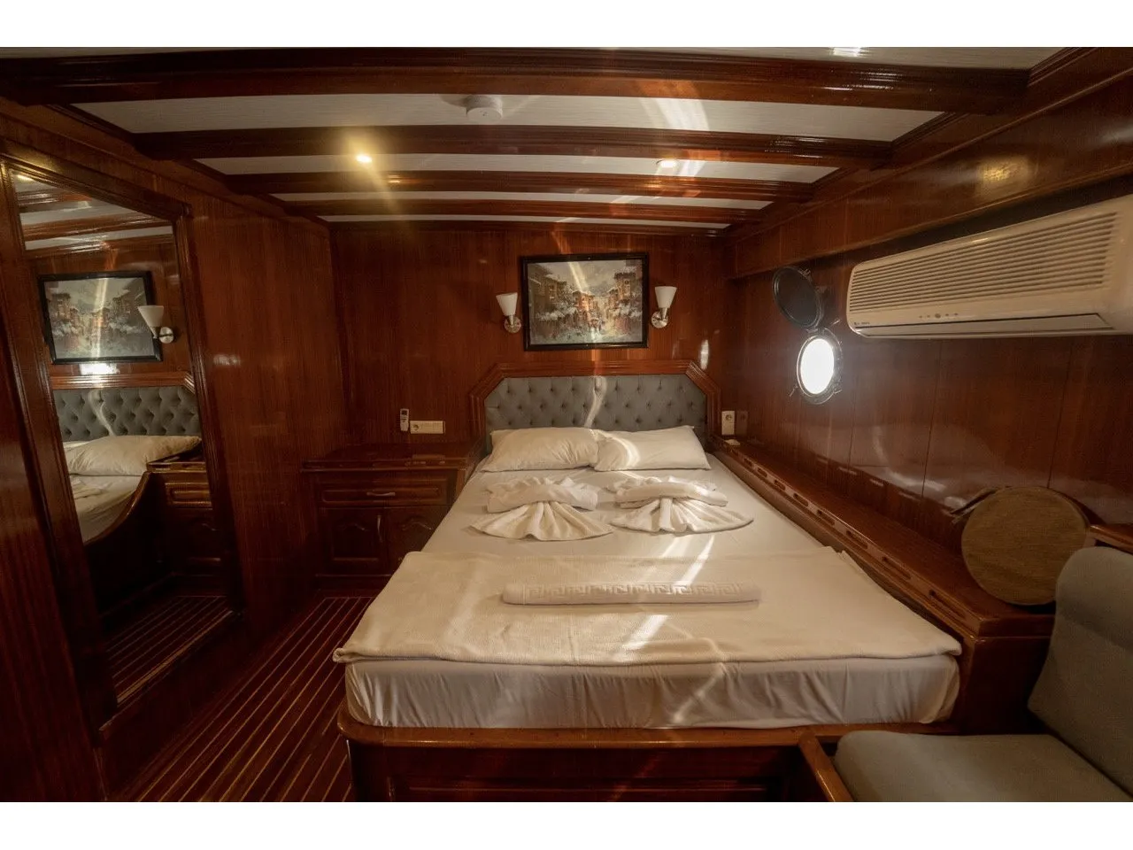 Diamond Lila - Gulet içinde Cumhuriyet