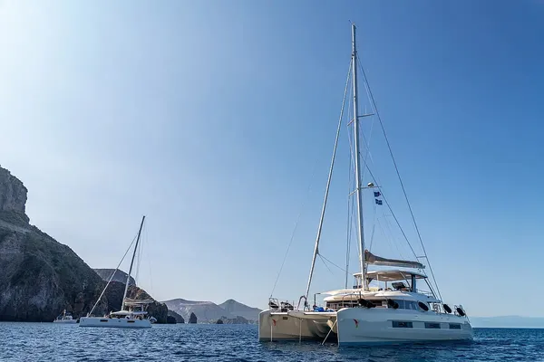 SAILUXE - Gloria