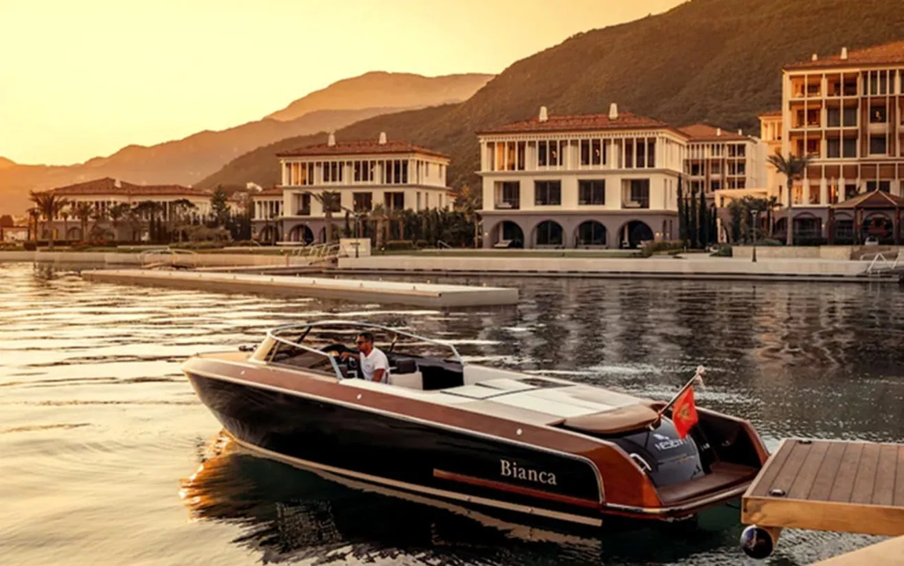 Bianca - Motor Yacht in Kudelstaart