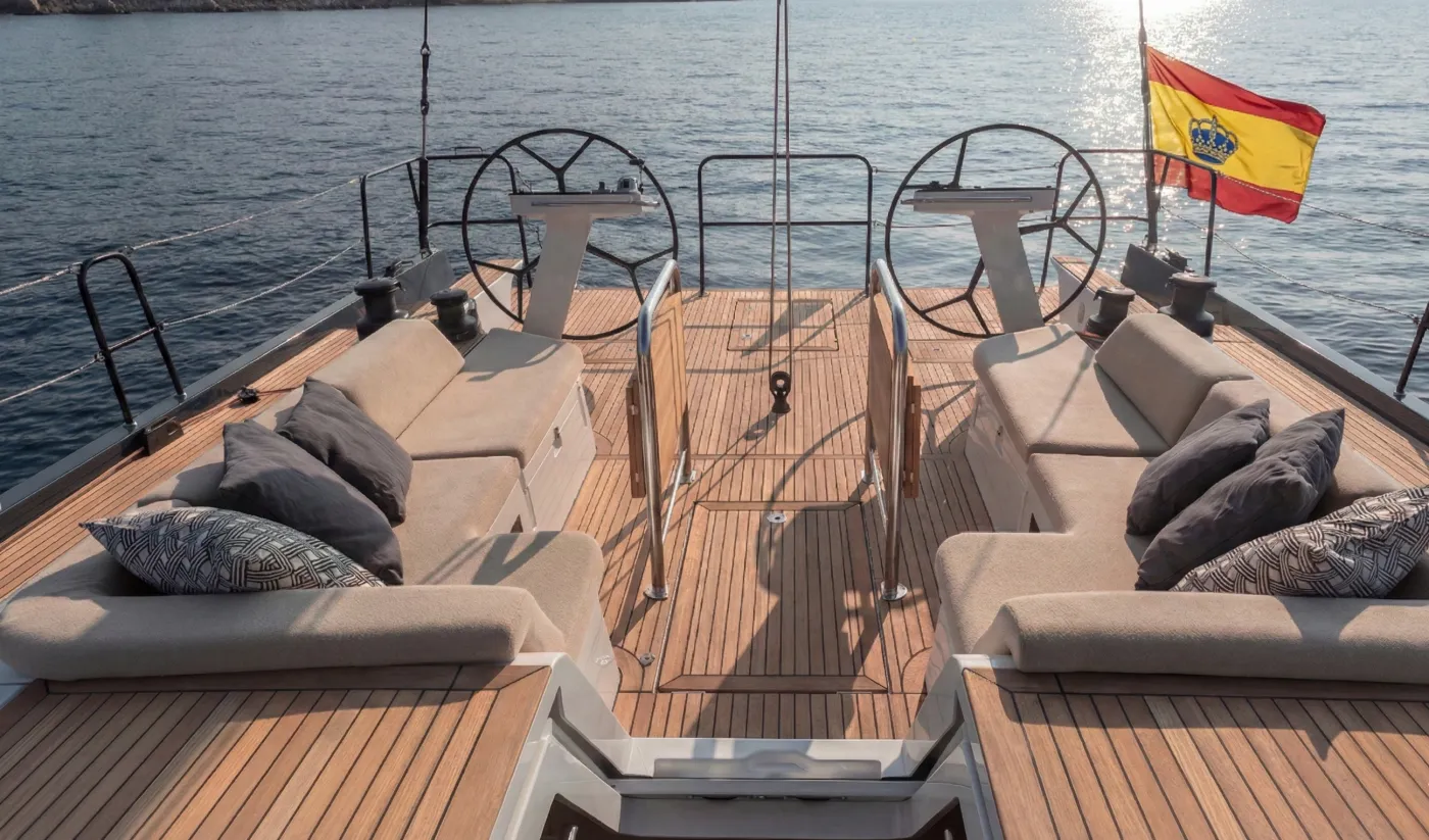 Premium + - Sailboat in Eivissa