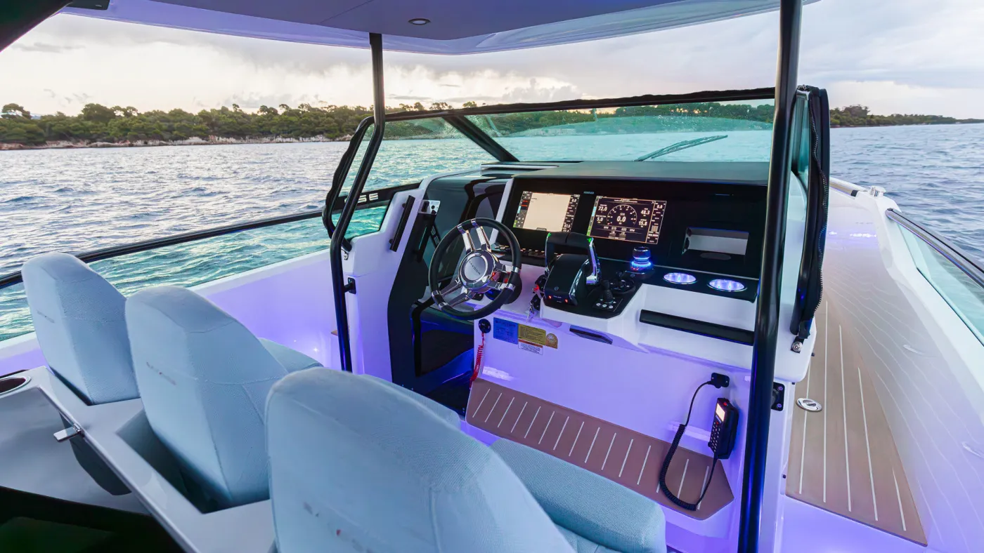 Saxdor 320 GTO - Motor Yacht in Trogir