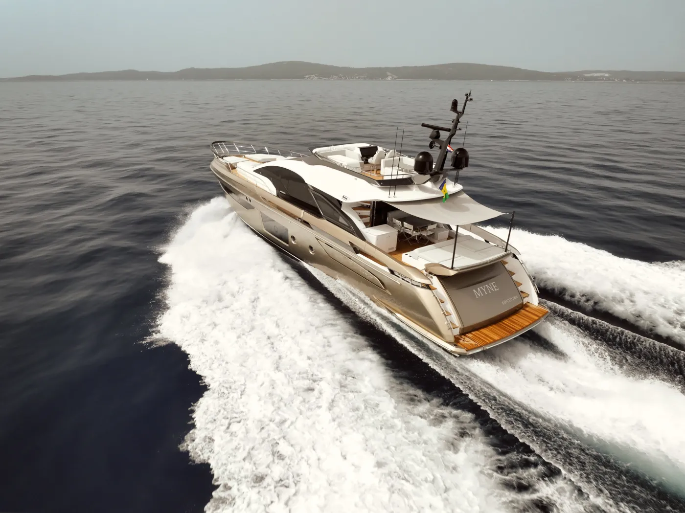 MYNE - Motor Yacht in Seget Donji