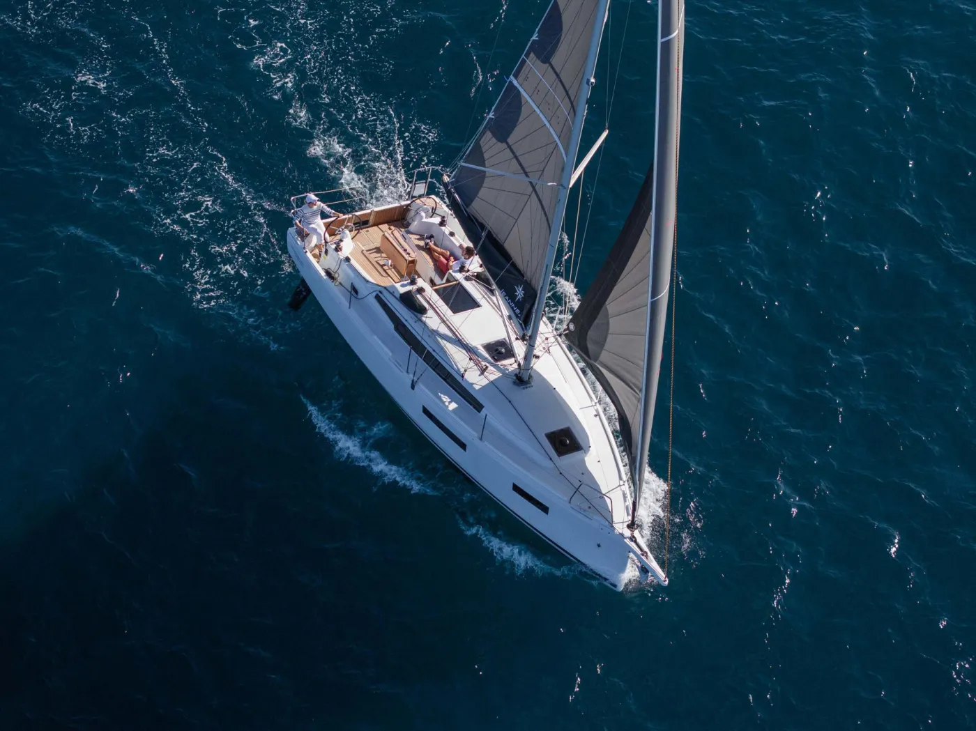 Naia - Comfort line - Sailboat in Salerno