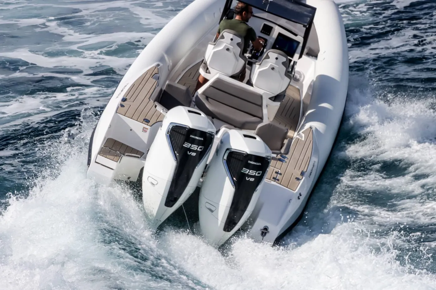 Carpe Diem - Motor Yacht in Kontokali
