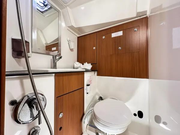 Bavaria 40 Cruiser in the Best Sailing Area - Photo 7