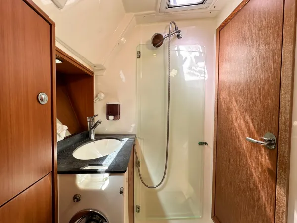 Bavaria 40 Cruiser in the Best Sailing Area - Photo 16