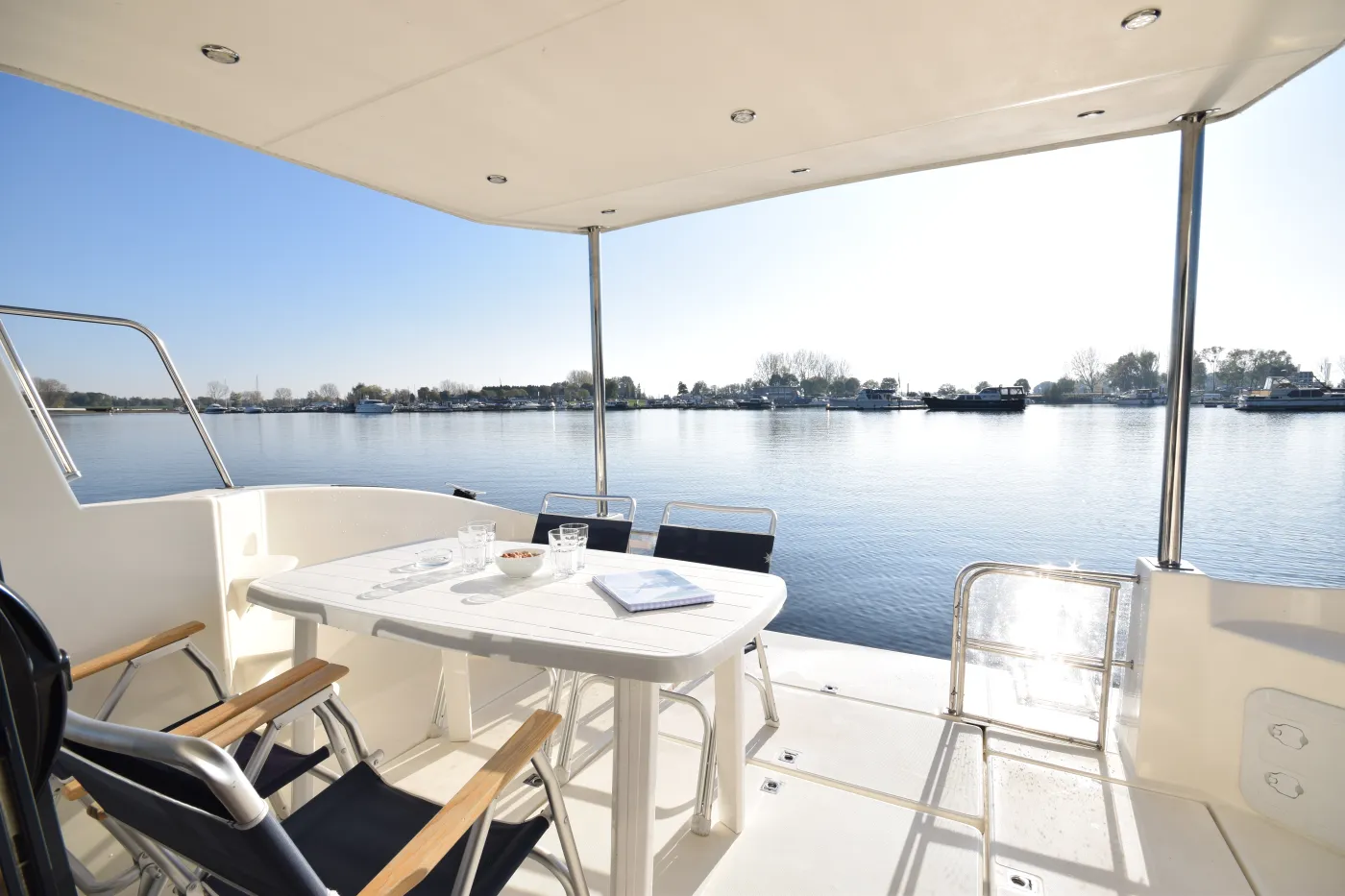 Cruiser Premium+ 8/10 Pers. - Motor Yat içinde Port-sur-Saône