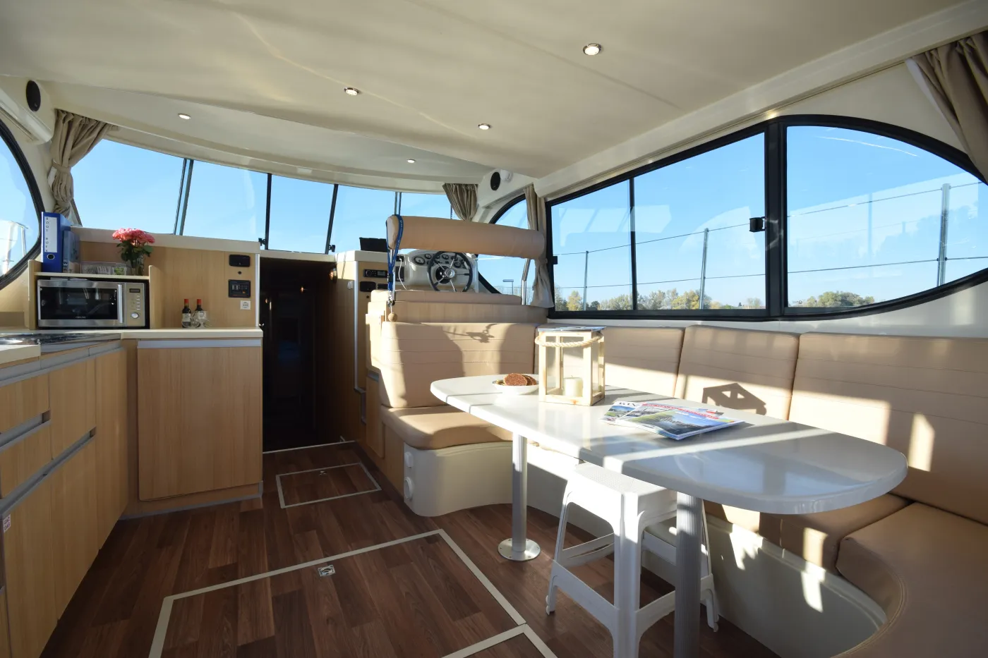 Cruiser Premium+ 8/10 Pers. - Motor Yat içinde Saint-Nazaire-d'Aude