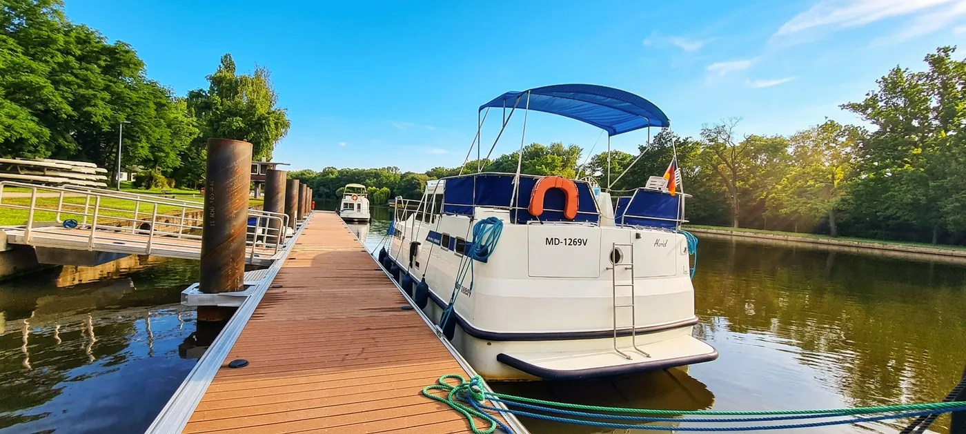 Cruiser Premium 4/6 Pers. - Motor Yacht in Bernburg (Saale)