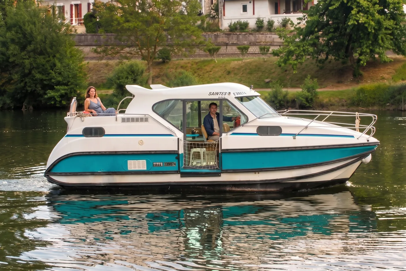 Cruiser Comfort 4/7 Pers. - Motor Yacht in Buzet-sur-Baïse