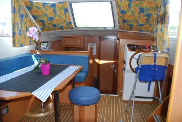 2510 - Motor Yat içinde Savoyeux