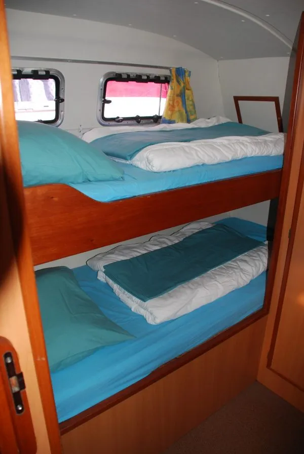 2510 - Motor Yat içinde Savoyeux