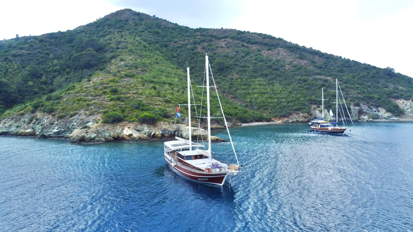 Bluefest - Sailboat in Cumhuriyet