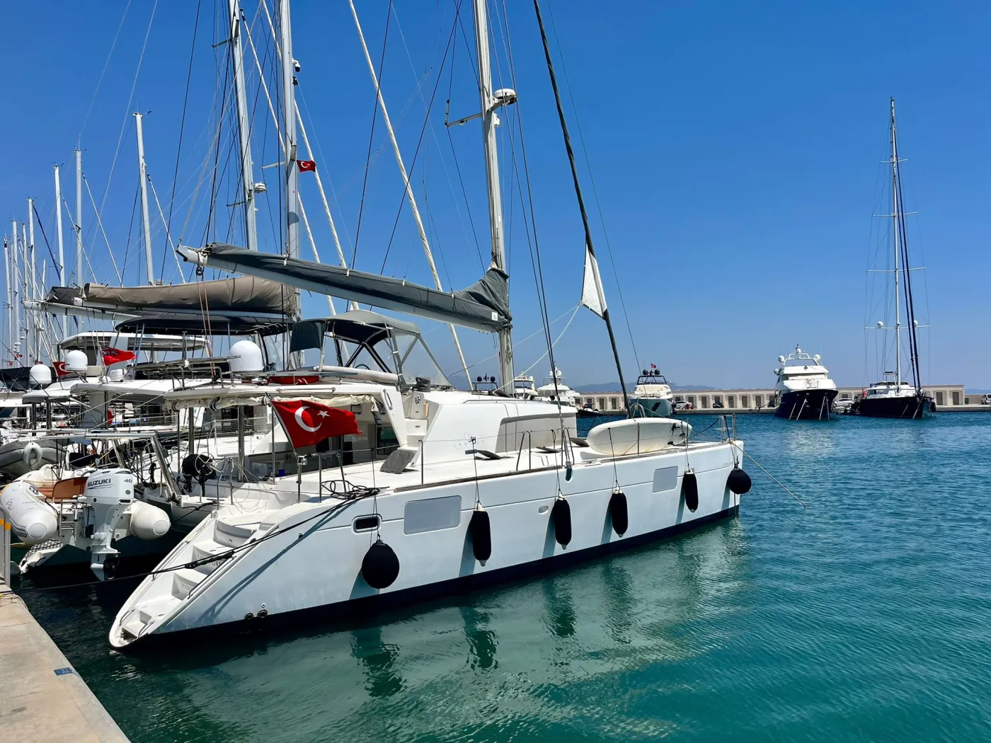 Premium - Catamaran in Adaköy