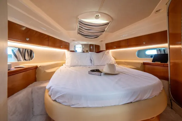 Sealine S37