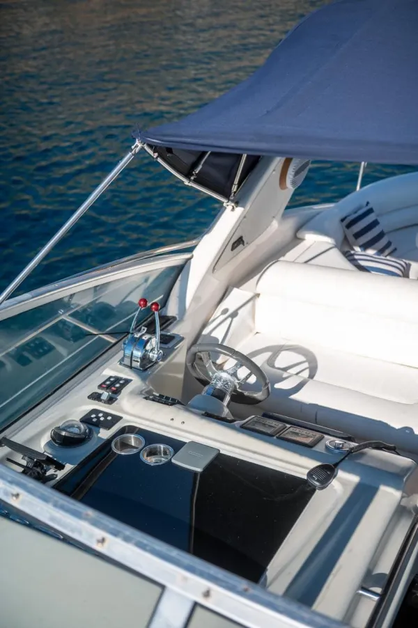 Sealine S37