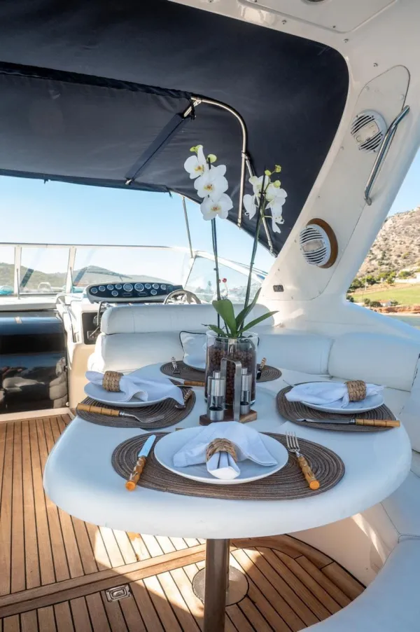 Sealine S37