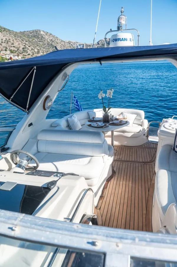 Sealine S37