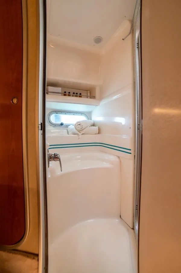 Sealine S37