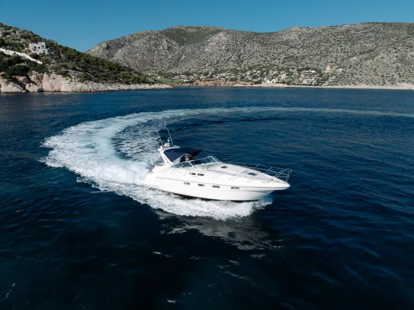 Sealine S37