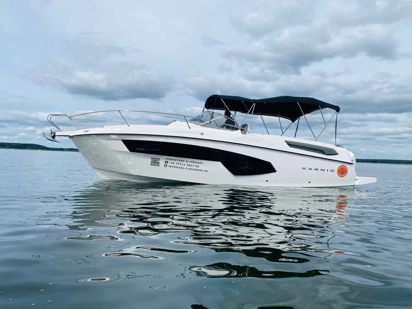 Karnic SL 800 - Motor Yacht in Göhren-Lebbin
