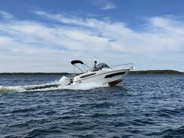 Karnic SL 702 One