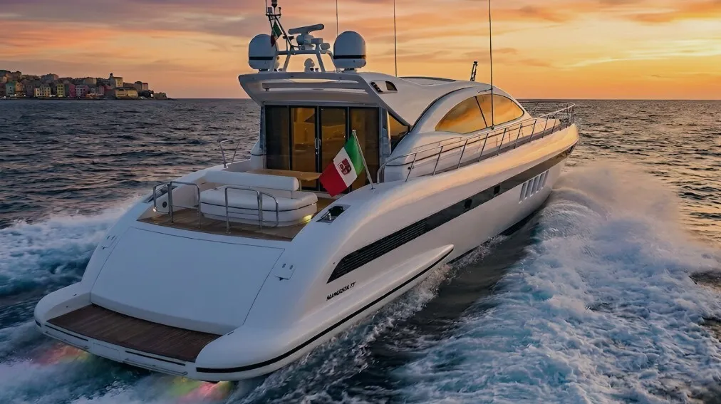 Lulu - Motor Yacht in Castellammare di Stabia
