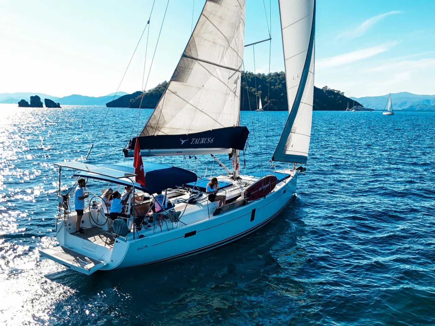 Taurus - Sailboat in Karagözler