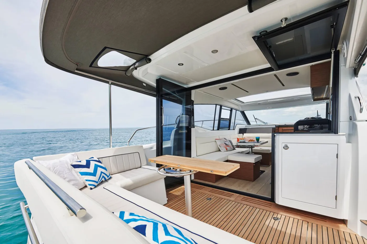 Black Pearl - Motor Yacht in Makarska