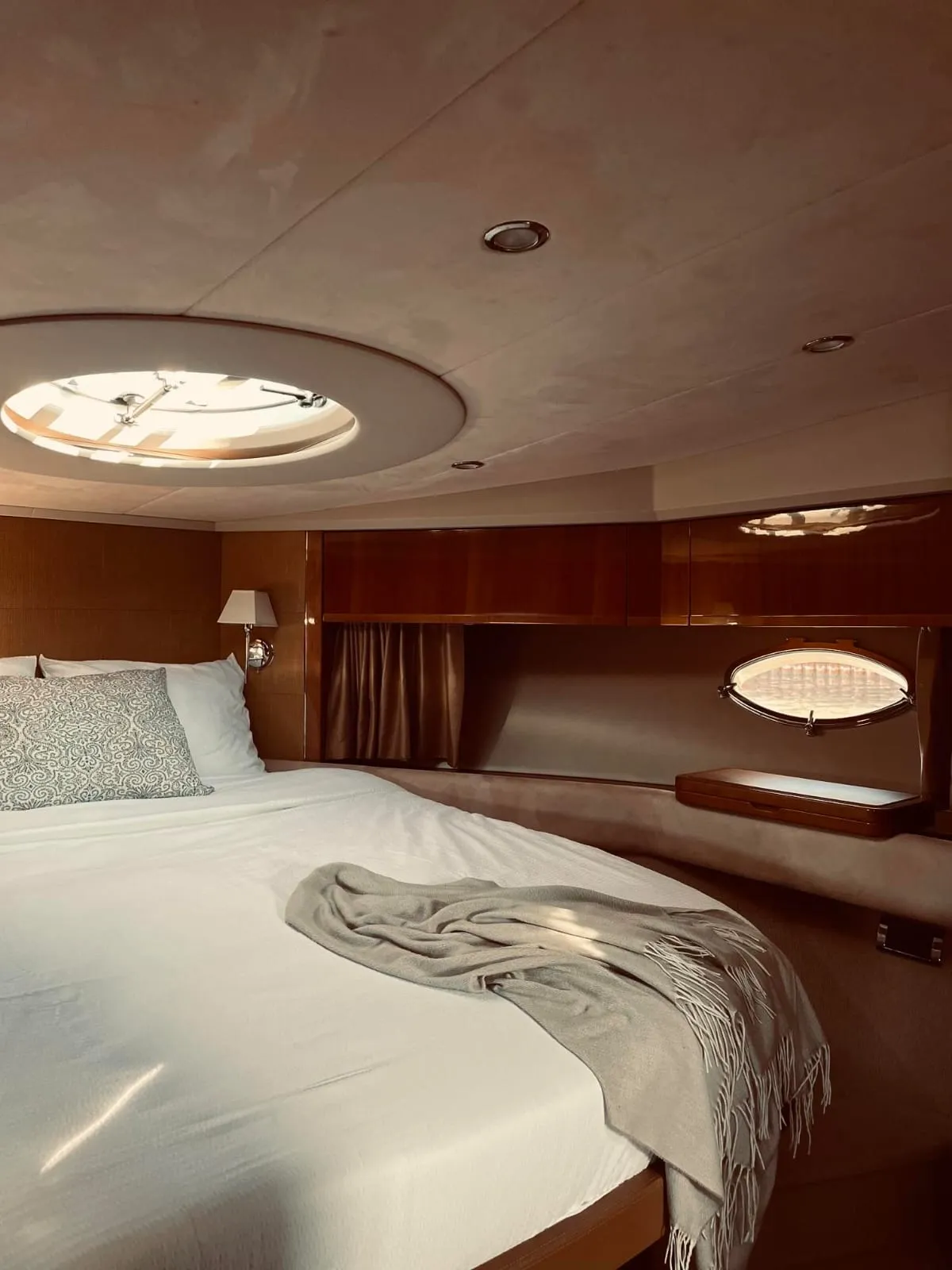 Chablis - Motor Yacht in Makarska