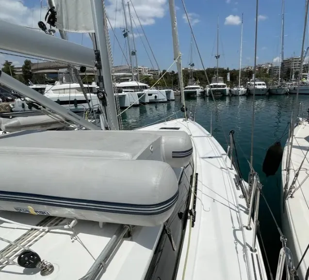 MAIA - Yelkenli içinde Alimos