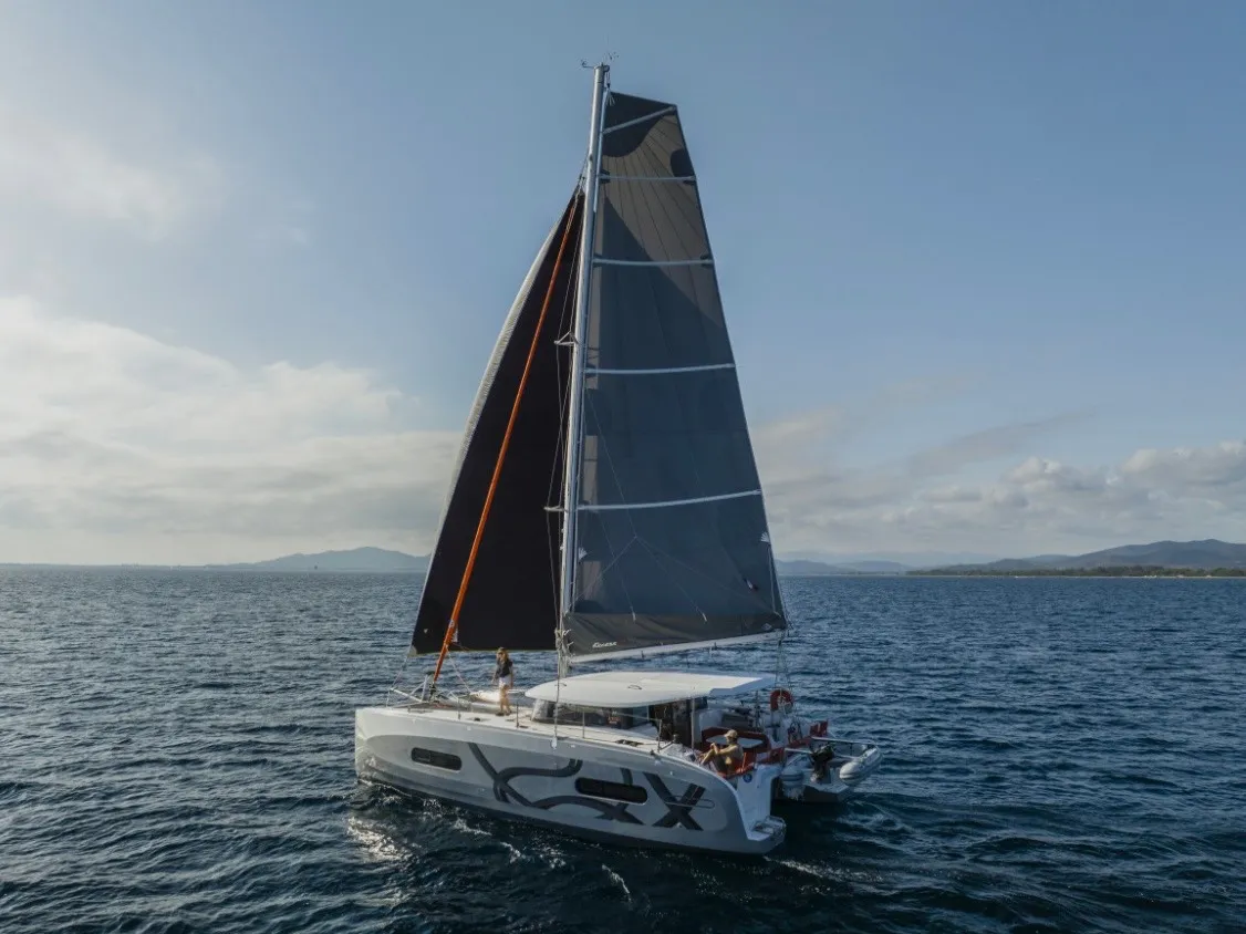 ZENITH - Katamaran içinde Lefkada