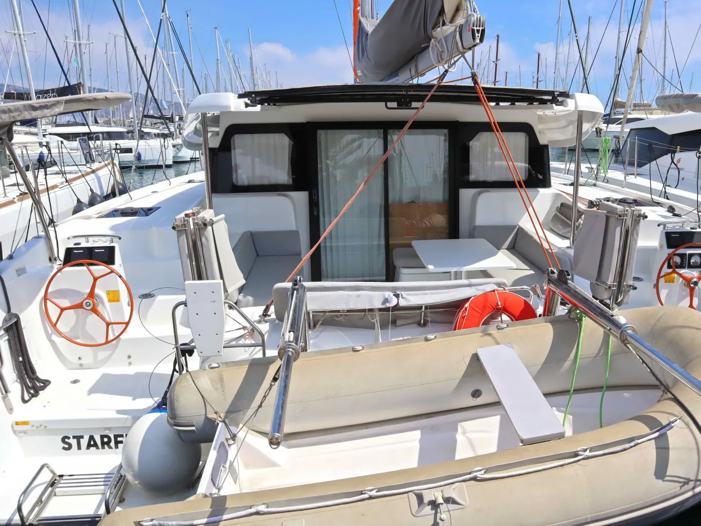 STARFISH - Catamaran in Paros