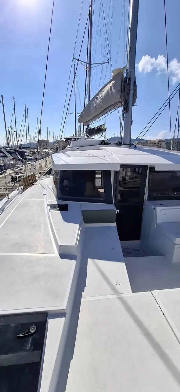 WHITE PEARL - Katamaran içinde Bormes-les-Mimosas