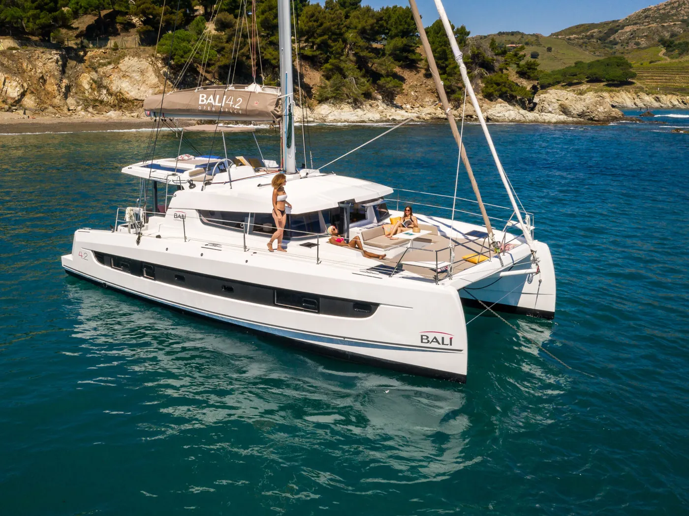 WHITE PEARL - Katamaran içinde Bormes-les-Mimosas