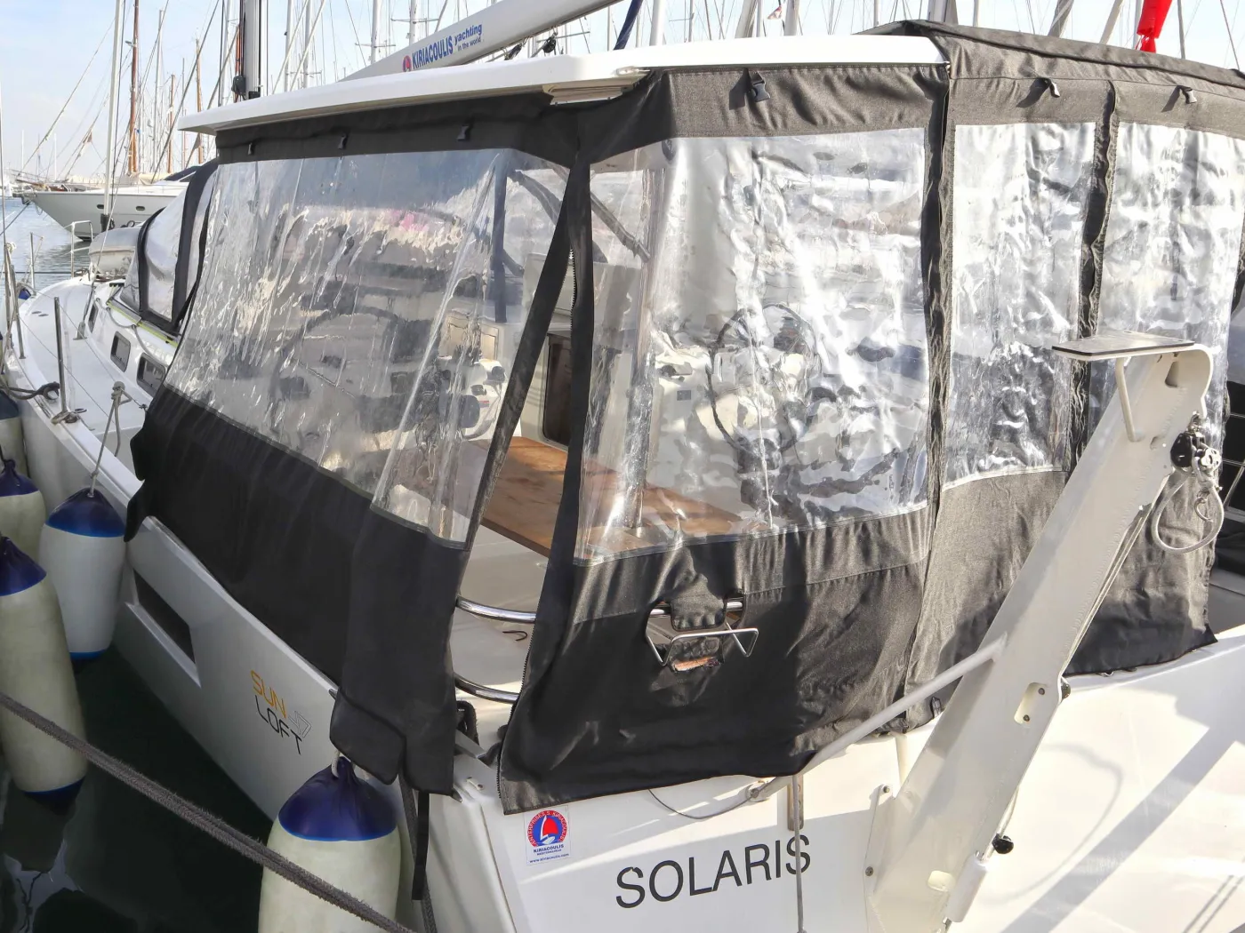 SOLARIS - Yelkenli içinde Lefkada