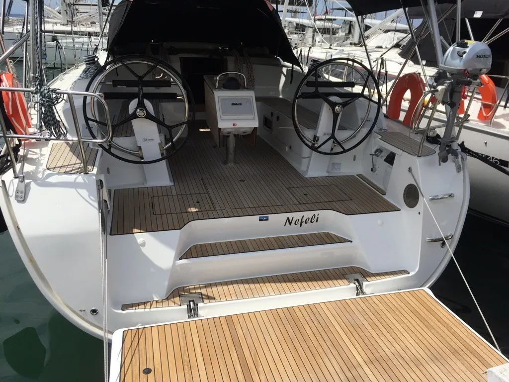 NEFELI - Sailboat in Skiathos