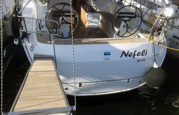 NEFELI