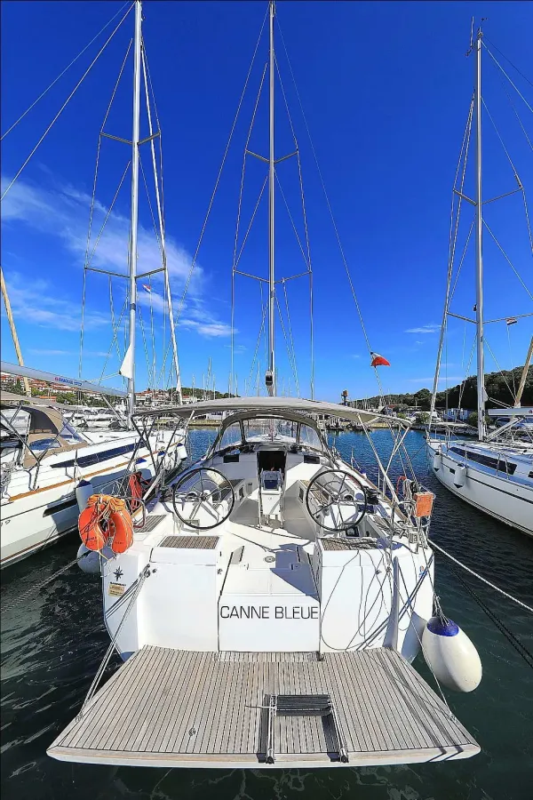 CANNE BLEUE