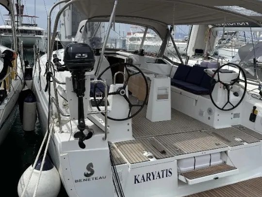 KARYATIS - Sailboat in Lefkada