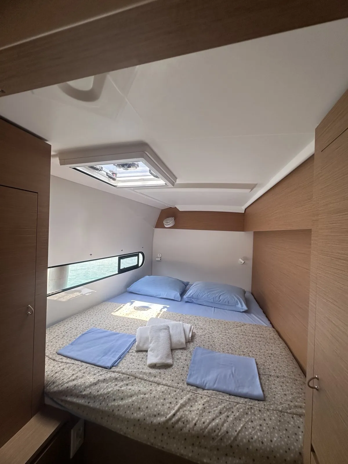 YELLOW BIRD V - Katamaran içinde Đuraševići