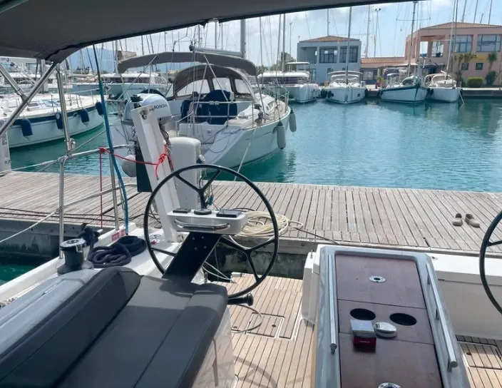 ALMA LIBRE IX - Sailboat in Lefkada