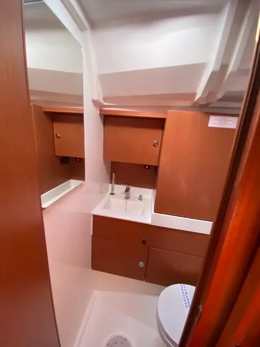 ALMA LIBRE VIII