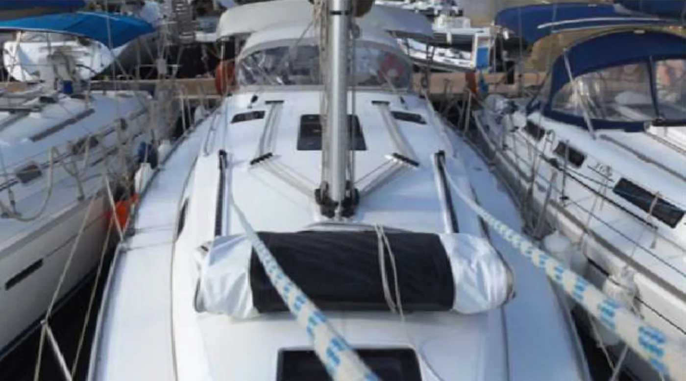 KIWI - Sailboat in Il-Kalkara