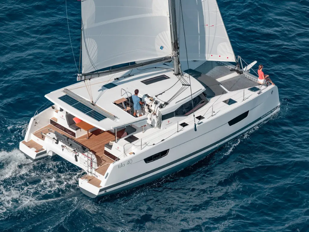 LUNADOR - Catamaran in Propriano