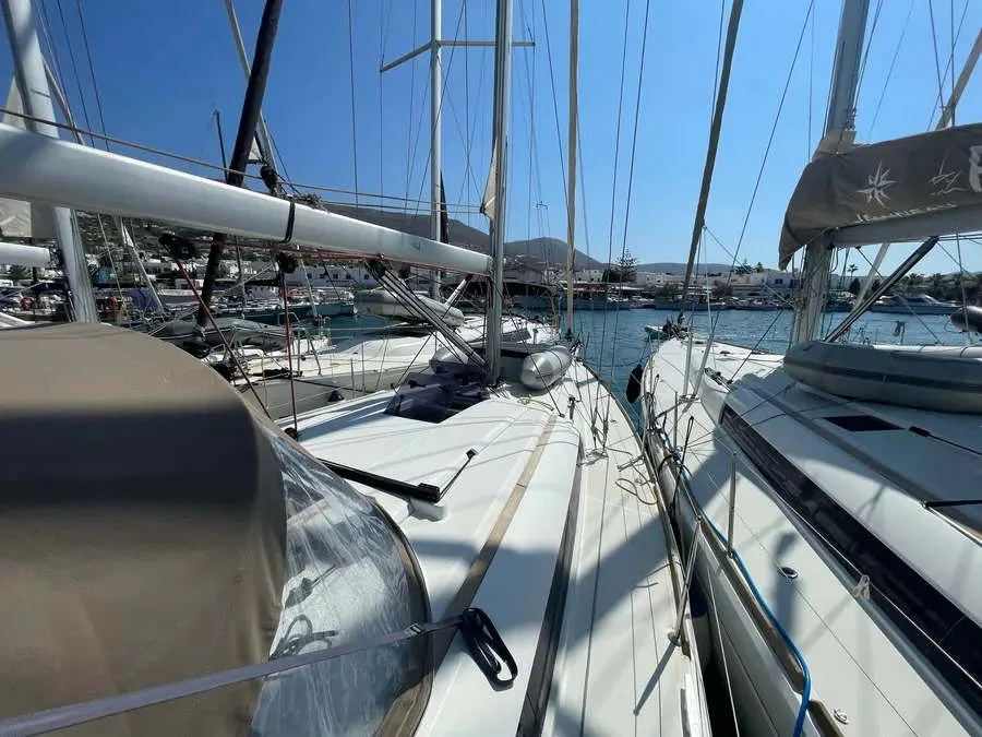 BLUEBERRY - Sailboat in Paros