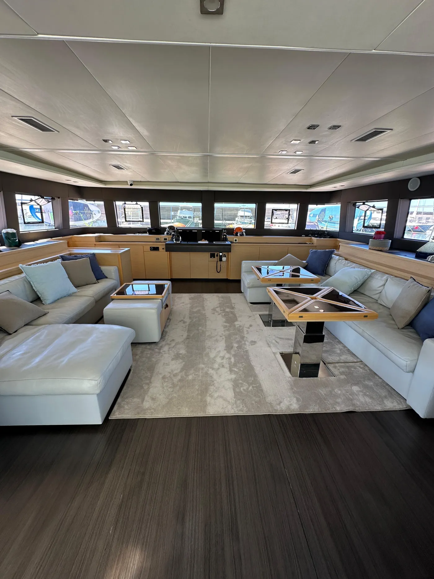Premium + - Catamaran in Sitges
