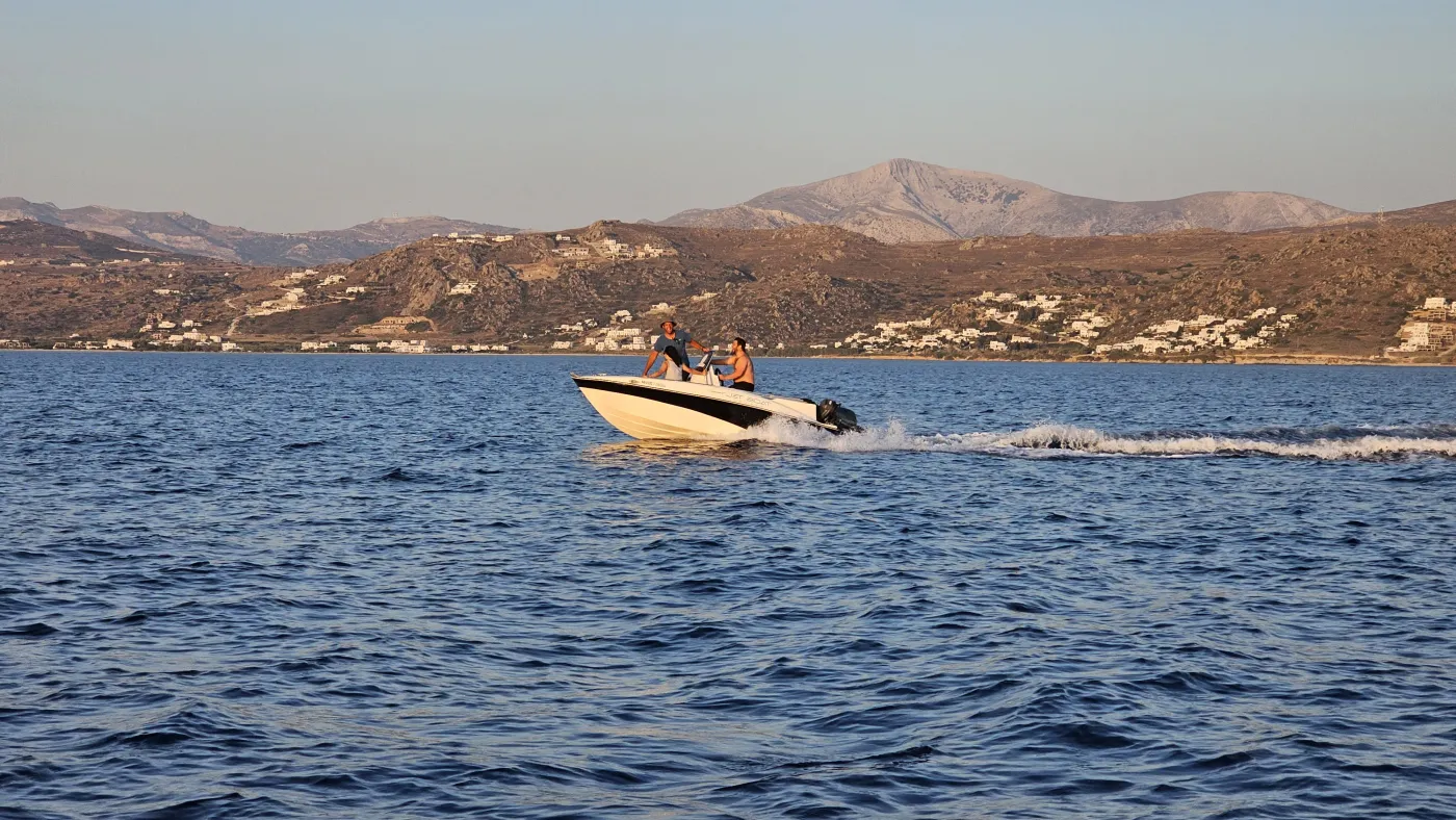 Milos IV - Motor Yacht in Naxos